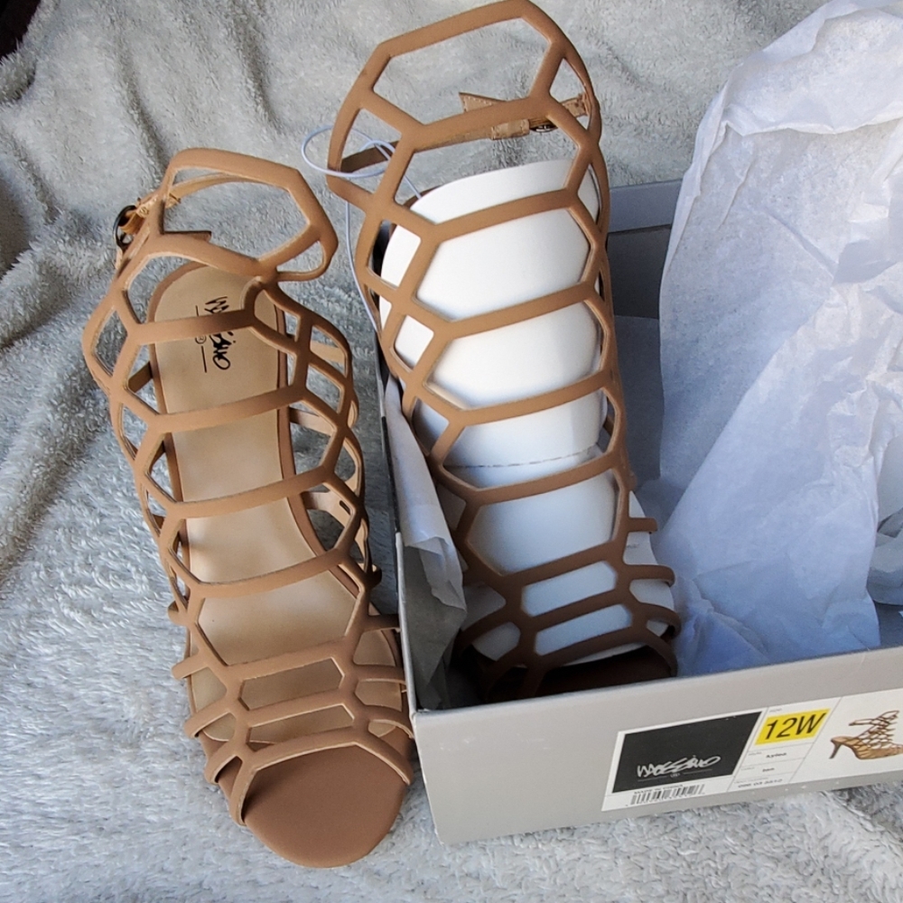 Caged heels wide